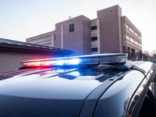 lights on top of a police car